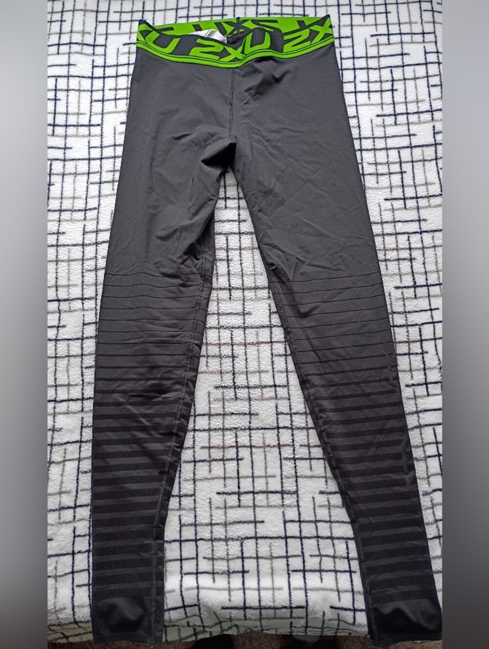 2XU Power Recovery Compression Tights BRAND NEW Size XL
